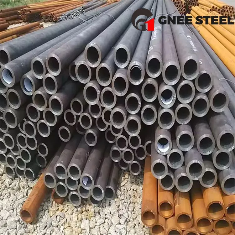 Cev iz krom molibdenove zlitine A213 T17